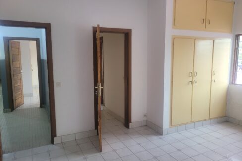 chambre avec placards