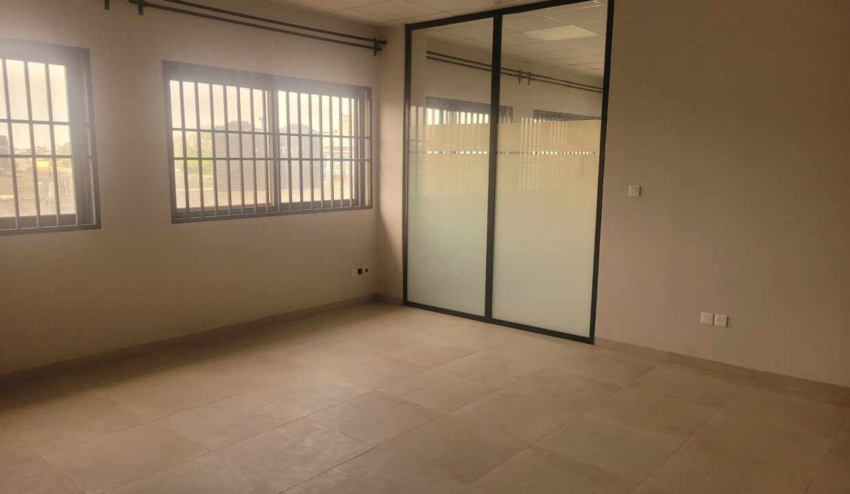 2 chambres salon avec ascenseur missebo