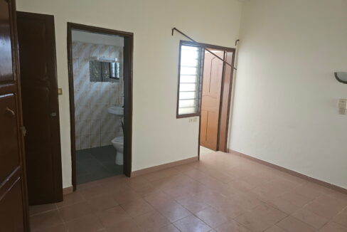 3 chambres salon fidjrosse chambre principale