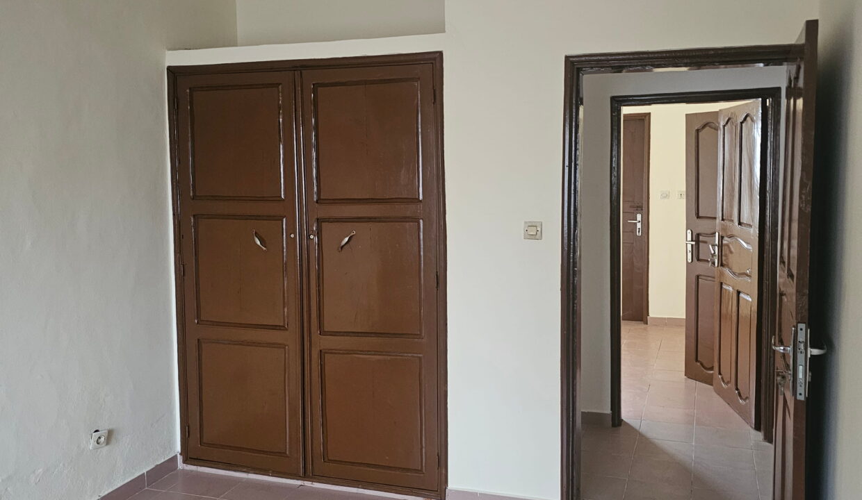 3 chambres salon fidjrosse chambres 1