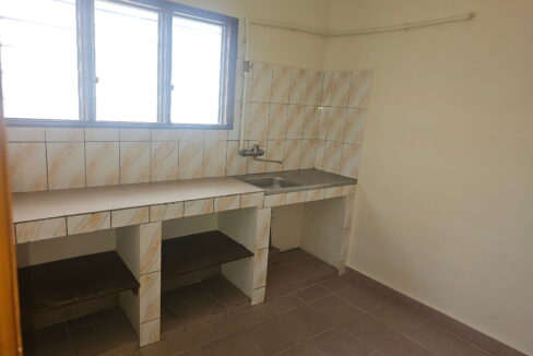 3 chambres salon fidjrosse cuisine 2