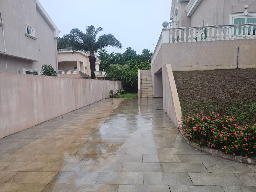 Grande villa censad vide le belier 6 chambres