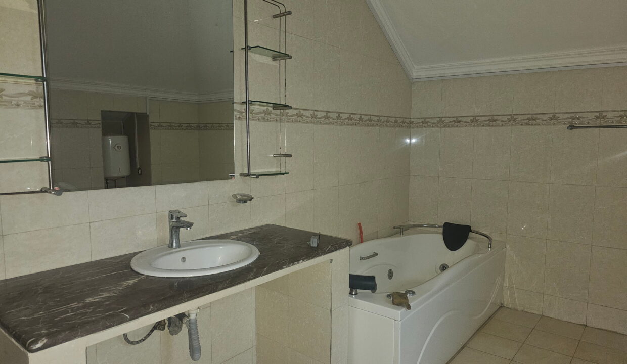 villa censad vide le belier baignoire