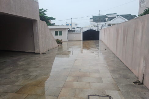 villa censad vide le belier garage pour 6 voitures