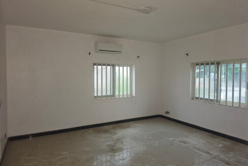 villa censad vide le belier grande chambre