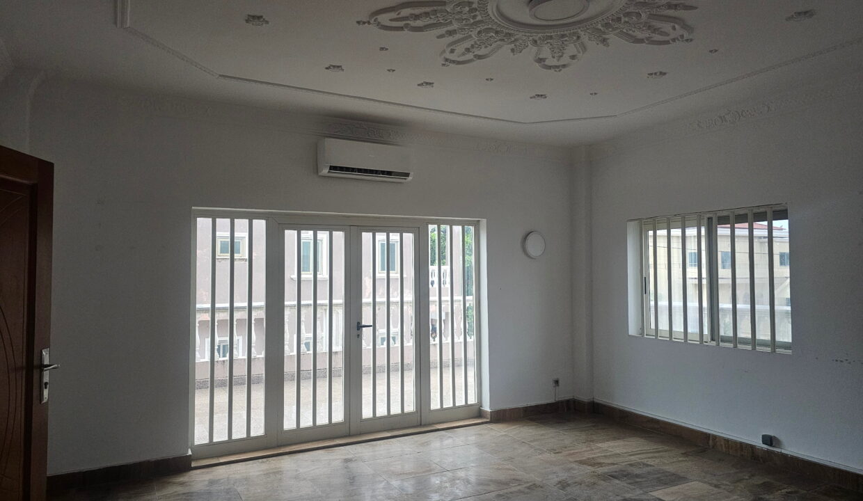 villa censad vide le belier vaste chambre