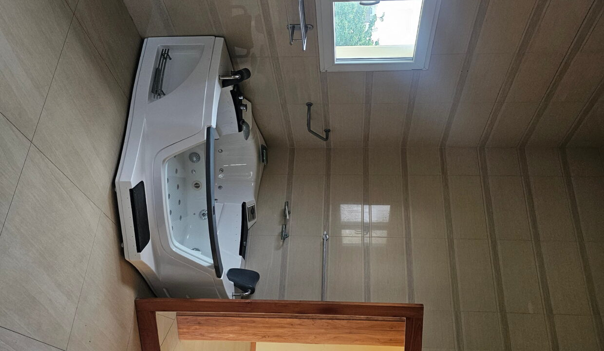 Villa vue sur mer a vendre au quartier jack douche jacccuzi