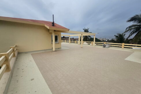 Villa vue sur mer a vendre au quartier jack tres grande terrase